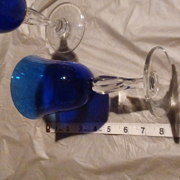 🏍Elegant 2 Blue Wine Glasses - Picture 5 of 5